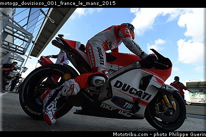 motogp_dovizioso_001_france_le_mans_2015.jpg
