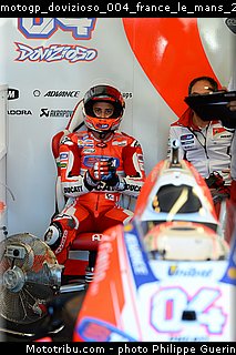 motogp_dovizioso_004_france_le_mans_2015.jpg