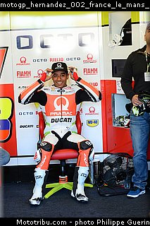 motogp_hernandez_002_france_le_mans_2015.jpg