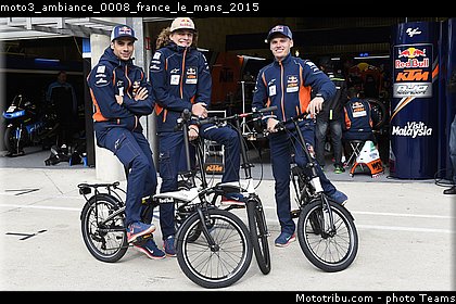 moto3_ambiance_0008_france_le_mans_2015.jpg
