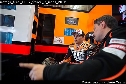 motogp_bradl_0007_france_le_mans_2015.jpg