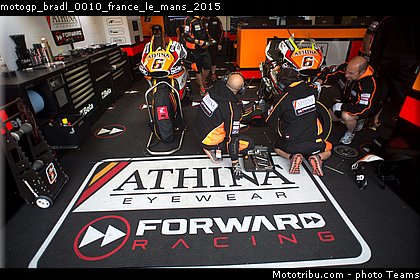 motogp_bradl_0010_france_le_mans_2015.jpg