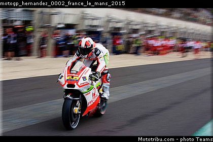 motogp_hernandez_0002_france_le_mans_2015.jpg