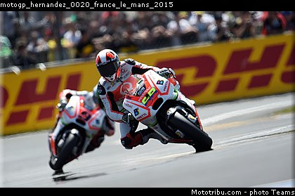 motogp_hernandez_0020_france_le_mans_2015.jpg