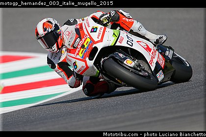 motogp_hernandez_003_italie_mugello_2015.jpg