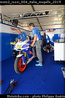 moto2_rossi_004_italie_mugello_2015.jpg