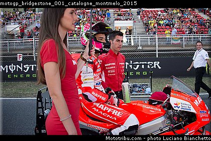 motogp_bridgestone_001_catalogne_montmelo_2015.jpg