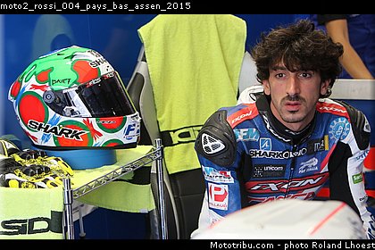 moto2_rossi_004_pays_bas_assen_2015.jpg