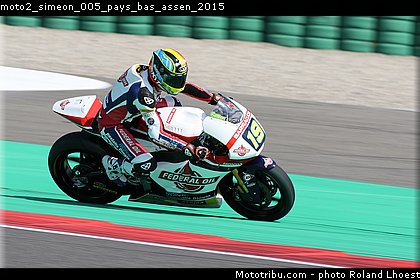 moto2_simeon_005_pays_bas_assen_2015.jpg