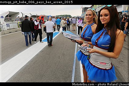 motogp_pit_babe_006_pays_bas_assen_2015.jpg