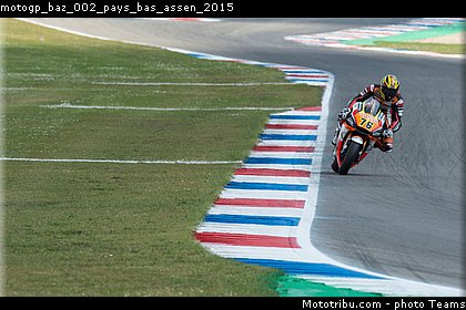 motogp_baz_002_pays_bas_assen_2015.jpg