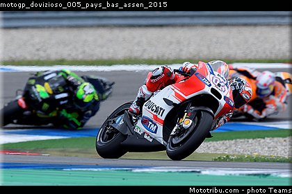 motogp_dovizioso_005_pays_bas_assen_2015.jpg