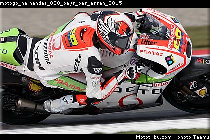 motogp_hernandez_008_pays_bas_assen_2015.jpg