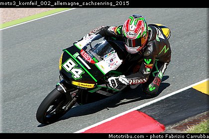 moto3_kornfeil_002_allemagne_sachsenring_2015.jpg