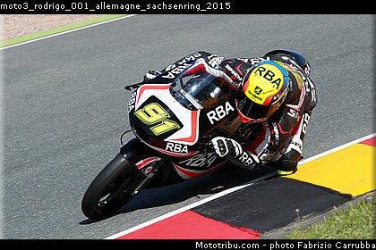moto3_rodrigo_001_allemagne_sachsenring_2015.jpg