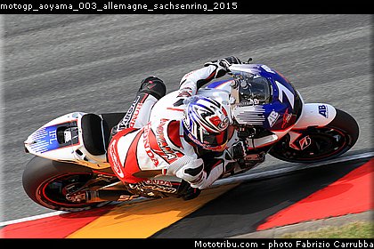 motogp_aoyama_003_allemagne_sachsenring_2015.jpg