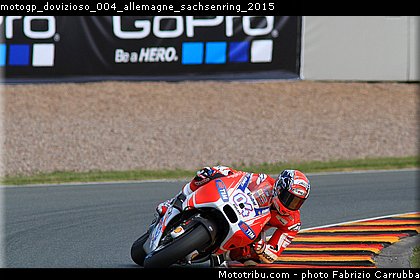 motogp_dovizioso_004_allemagne_sachsenring_2015.jpg