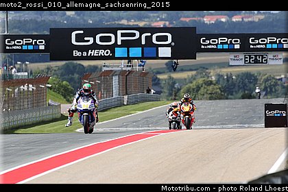 moto2_rossi_010_allemagne_sachsenring_2015.jpg