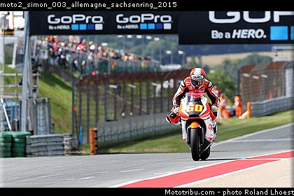 moto2_simon_003_allemagne_sachsenring_2015.jpg