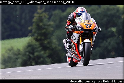 motogp_corti_003_allemagne_sachsenring_2015.jpg