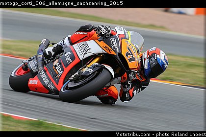 motogp_corti_006_allemagne_sachsenring_2015.jpg