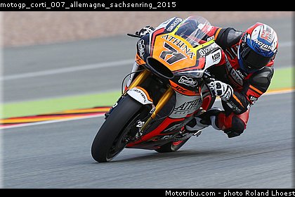 motogp_corti_007_allemagne_sachsenring_2015.jpg