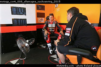 motogp_corti_008_allemagne_sachsenring_2015.jpg