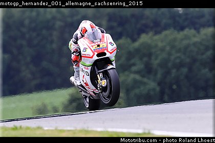 motogp_hernandez_001_allemagne_sachsenring_2015.jpg