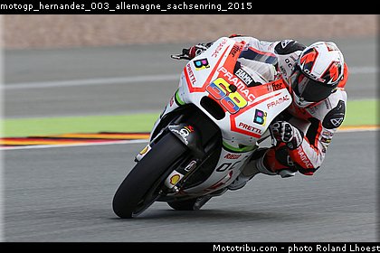 motogp_hernandez_003_allemagne_sachsenring_2015.jpg