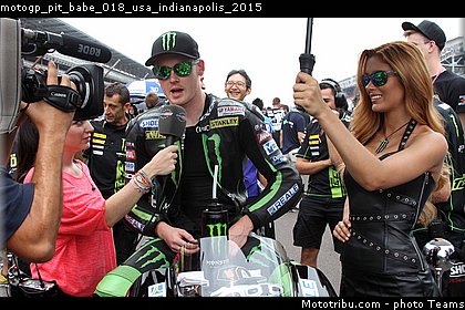 motogp_pit_babe_018_usa_indianapolis_2015.jpg
