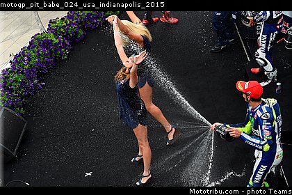 motogp_pit_babe_024_usa_indianapolis_2015.jpg