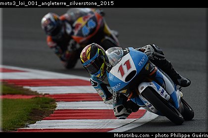 moto3_loi_001_angleterre_silverstone_2015.jpg