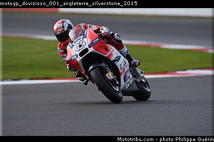 motogp_dovizioso_001_angleterre_silverstone_2015.jpg