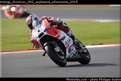 motogp_dovizioso_002_angleterre_silverstone_2015.jpg