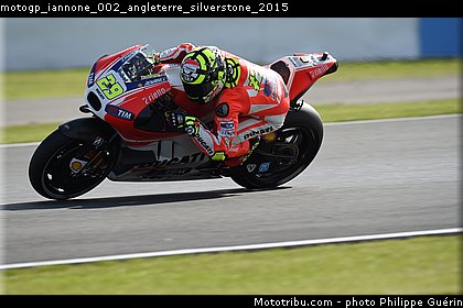 motogp_iannone_002_angleterre_silverstone_2015.jpg