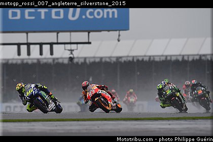 motogp_rossi_007_angleterre_silverstone_2015.jpg