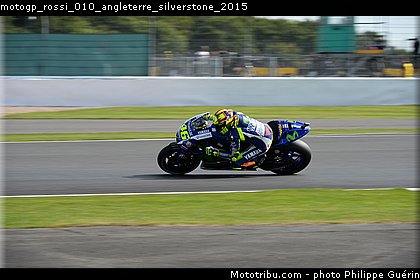motogp_rossi_010_angleterre_silverstone_2015.jpg