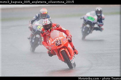 moto3_bagnaia_005_angleterre_silverstone_2015.jpg