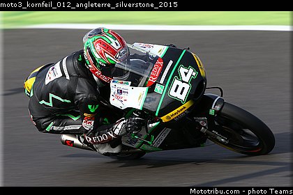 moto3_kornfeil_012_angleterre_silverstone_2015.jpg