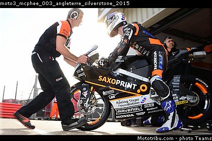 moto3_mcphee_003_angleterre_silverstone_2015.jpg