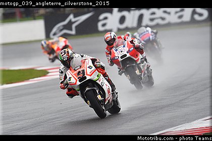motogp_039_angleterre_silverstone_2015.jpg