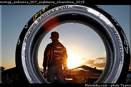 motogp_ambiance_007_angleterre_silverstone_2015.jpg