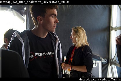 motogp_baz_007_angleterre_silverstone_2015.jpg