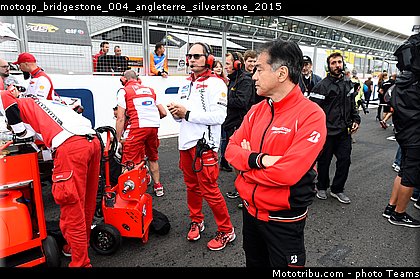motogp_bridgestone_004_angleterre_silverstone_2015.jpg