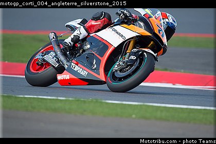 motogp_corti_004_angleterre_silverstone_2015.jpg