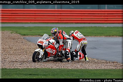 motogp_crutchlow_005_angleterre_silverstone_2015.jpg
