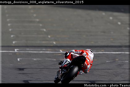 motogp_dovizioso_008_angleterre_silverstone_2015.jpg