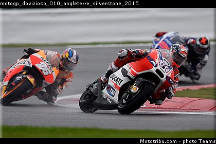 motogp_dovizioso_010_angleterre_silverstone_2015.jpg