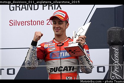 motogp_dovizioso_011_angleterre_silverstone_2015.jpg