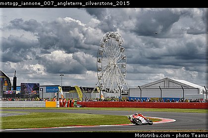 motogp_iannone_007_angleterre_silverstone_2015.jpg